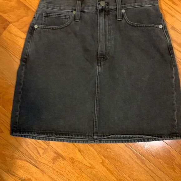 Madewell size 27 black denim a-line skirt. New with tags - Picture 3 of 10